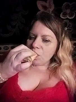 Snapshot of Lana-murr chatting on February 8, 9:29 pm Lana-murr online show from February 8, 9:29 pm