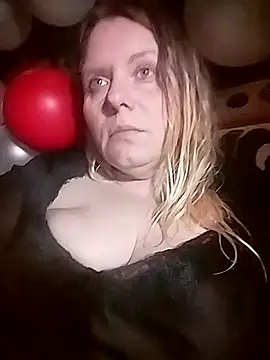 Snapshot of Lana-murr chatting on February 16, 5:09 pm Lana-murr online show from February 16, 5:09 pm