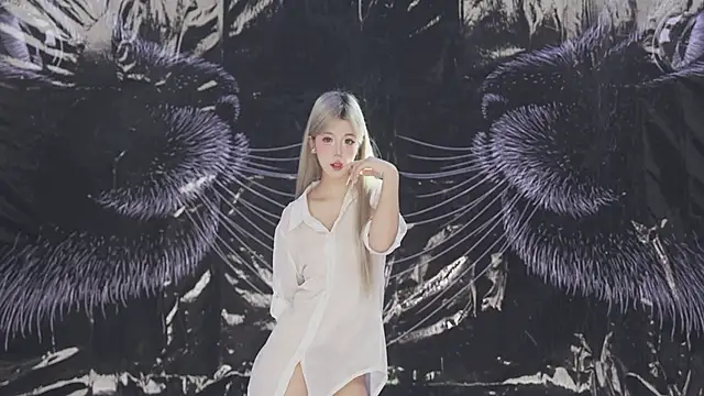 sweetgirls888 online show from April 8, 12:21 am