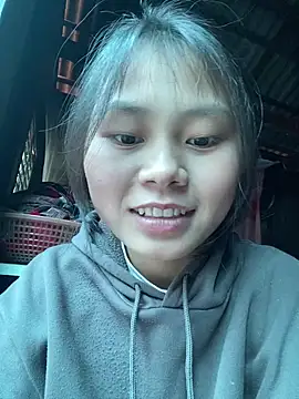 Snapshot of Sophia-123 chatting on December 15, 2:05 am Sophia-123 online show from December 15, 2:05 am