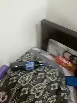 Snapshot of bigtelugubhama chatting on November 17, 10:32 am bigtelugubhama online show from November 17, 10:32 am