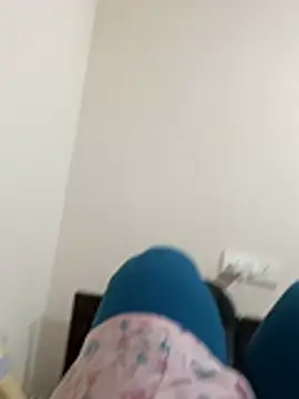 Snapshot of bigtelugubhama chatting on November 23, 11:10 am bigtelugubhama online show from November 23, 11:10 am