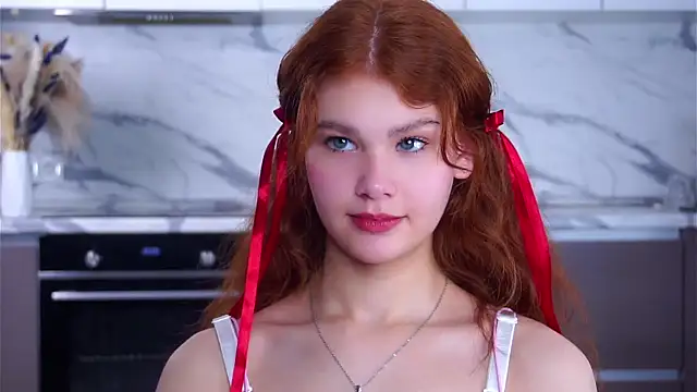 Snapshot of YettaCalabria chatting on December 16, 12:10 pm YettaCalabria online show from December 16, 12:10 pm