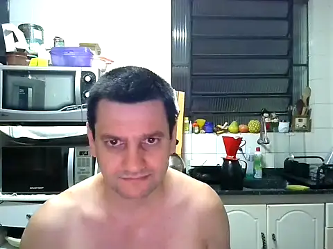 Snapshot of Alex-Naturista chatting on December 18, 8:31 am Alex-Naturista online show from December 18, 8:31 am