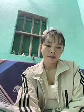 Snapshot of Night_owl111 chatting on November 10, 10:25 am Night owl111 online show from November 10, 10:25 am