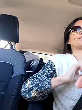 Snapshot of Piediniecollant chatting on November 6, 11:00 am Piediniecollant online show from November 6, 11:00 am