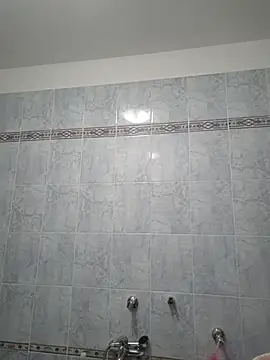 Piediniecollant online show from January 13, 5:46 am