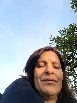 Piediniecollant online show from February 8, 7:56 am