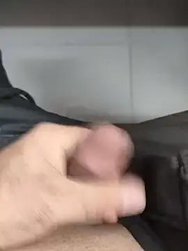 Snapshot of centro6891 chatting on November 19, 9:20 am centro6891 online show from November 19, 9:20 am