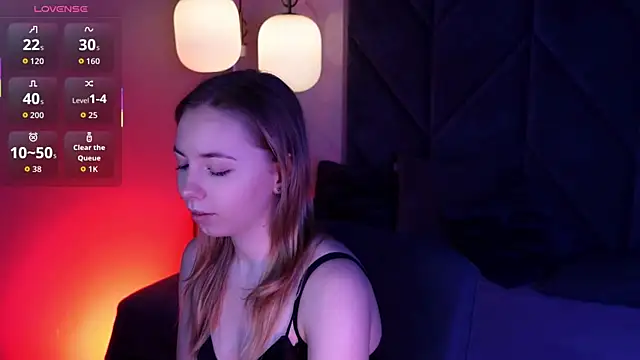 Snapshot of Nora_Miller chatting on November 29, 5:54 am Nora Miller online show from November 29, 5:54 am