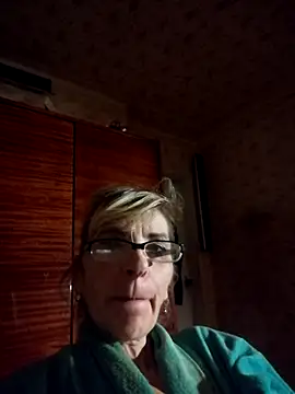 Snapshot of Georgette466 chatting on November 9, 3:21 pm Georgette466 online show from November 9, 3:21 pm