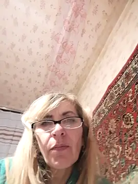 Snapshot of Georgette466 chatting on November 15, 7:32 pm Georgette466 online show from November 15, 7:32 pm