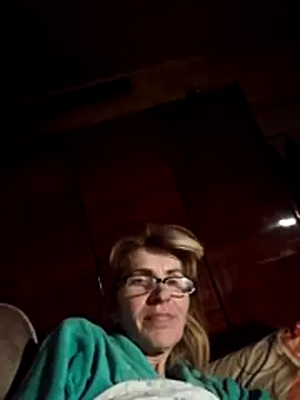 Snapshot of Georgette466 chatting on November 29, 4:54 pm Georgette466 online show from November 29, 4:54 pm