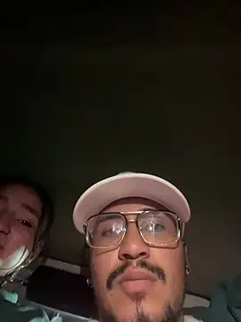 Snapshot of Noa_N_Luxy chatting on November 4, 2:43 am Noa N Luxy online show from November 4, 2:43 am