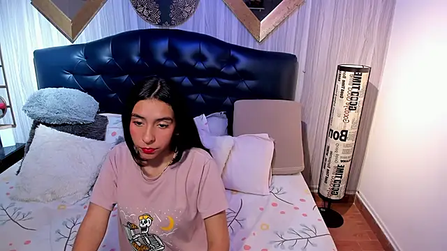 Snapshot of shirley_sweet_ chatting on October 30, 7:58 pm shirley sweet  online show from October 30, 7:58 pm