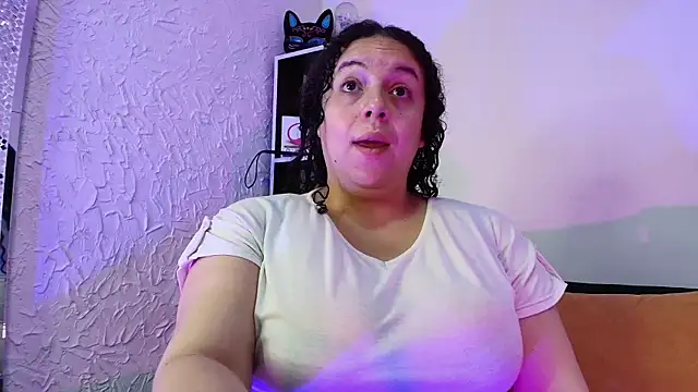 Snapshot of Natasha_Amber chatting on November 14, 5:33 pm Natasha Amber online show from November 14, 5:33 pm