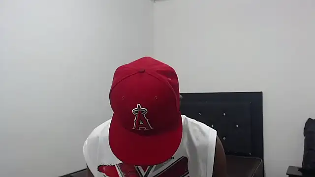 Snapshot of braulioth chatting on November 21, 10:30 pm braulioth online show from November 21, 10:30 pm