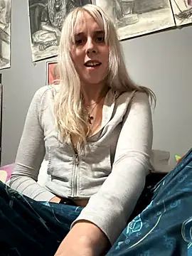 aquakitti777 online show from October 28, 5:55 am