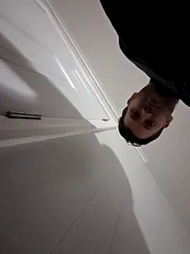 maik05262 online show from October 28, 12:47 am