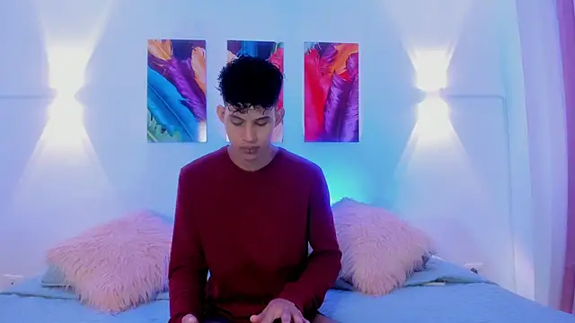 Snapshot of KamiSuarez chatting on November 28, 6:21 pm KamiSuarez online show from November 28, 6:21 pm