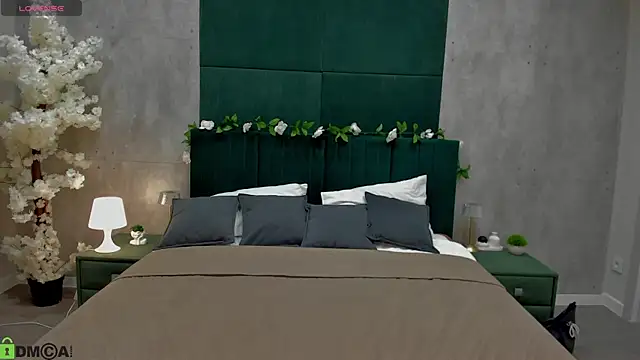 Snapshot of Melanie_Ryer chatting on November 28, 12:57 am Melanie Ryer online show from November 28, 12:57 am