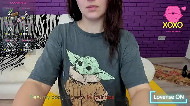 GlowMimi online show from January 31, 9:24 pm