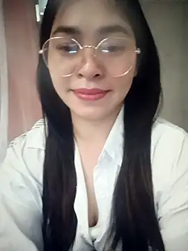 Bamboo-niee123 online show from February 24, 8:18 pm