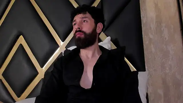 Snapshot of jackfoden01 chatting on November 4, 3:38 am jackfoden01 online show from November 4, 3:38 am