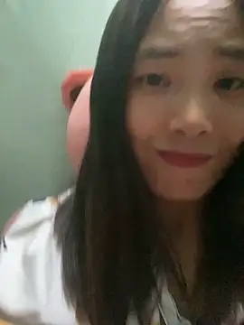 Snapshot of Elysia-007 chatting on December 17, 11:27 am Elysia-007 online show from December 17, 11:27 am