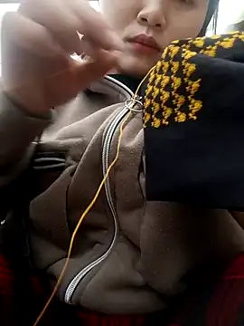 yoyo-mi online show from February 18, 1:12 am