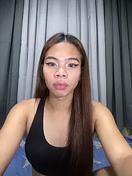 Snapshot of kierra_fox chatting on November 21, 6:39 pm kierra fox online show from November 21, 6:39 pm