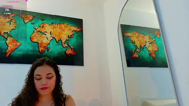 R3d Moonss   online show from February 14, 6:59 pm