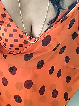 Snapshot of tamil_chitra12 chatting on November 20, 5:07 am tamil chitra12 online show from November 20, 5:07 am