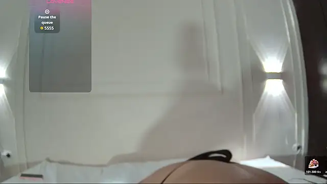 Snapshot of Marnie_Gray chatting on November 8, 1:22 pm Marnie Gray online show from November 8, 1:22 pm