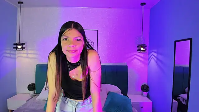 samantaortega   online show from November 28, 8:22 pm