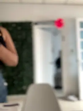 Snapshot of Vickybon chatting on November 7, 7:25 pm Vickybon online show from November 7, 7:25 pm