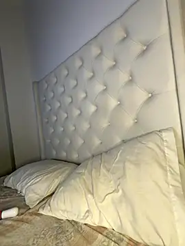 Snapshot of isabella-montes chatting on November 26, 3:29 am isabella-montes online show from November 26, 3:29 am