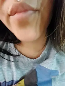 Snapshot of Camilu23 chatting on October 30, 8:53 pm Camilu23 online show from October 30, 8:53 pm