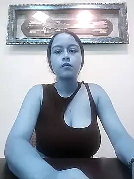 Snapshot of gygyfox chatting on November 18, 7:29 pm gygyfox online show from November 18, 7:29 pm