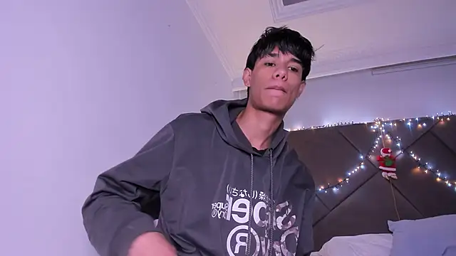 Snapshot of michael_vidal chatting on November 13, 7:24 pm michael vidal online show from November 13, 7:24 pm