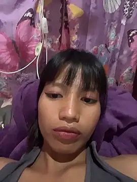 Snapshot of hottiebabe23 chatting on November 21, 5:50 am hottiebabe23 online show from November 21, 5:50 am