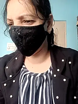 Snapshot of Priyaa_telugu chatting on December 2, 6:52 am Priyaa telugu online show from December 2, 6:52 am