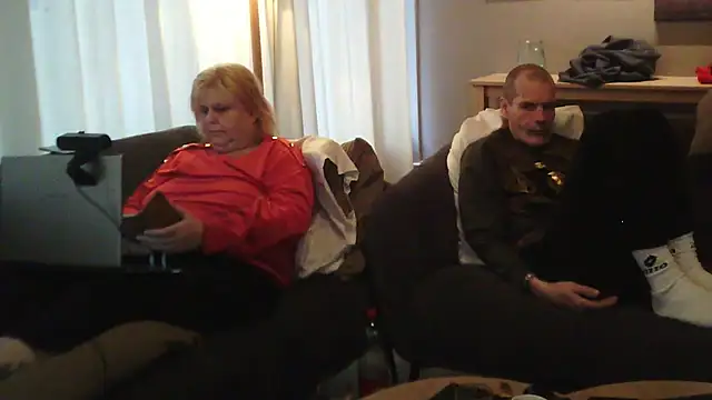 Sylviastar46 online show from November 27, 8:38 am