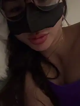 trinhvutrinh online show from November 25, 7:36 pm