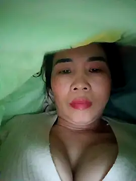 Snapshot of Nahata-suki chatting on November 26, 2:23 am Nahata-suki online show from November 26, 2:23 am