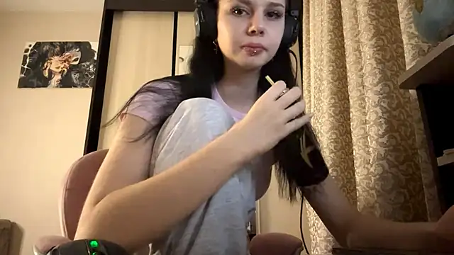 Snapshot of AnGallo chatting on November 4, 7:02 pm AnGallo online show from November 4, 7:02 pm