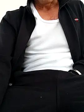 Mr D3M1R online show from October 29, 11:34 am