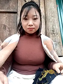 Snapshot of julybe chatting on November 16, 8:53 am julybe online show from November 16, 8:53 am