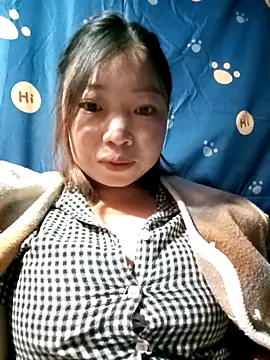 Snapshot of julybe chatting on December 1, 3:17 pm julybe online show from December 1, 3:17 pm