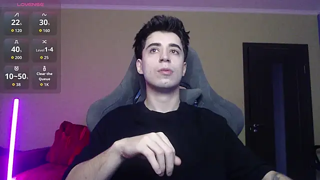 Yofukashii online show from November 19, 9:09 am